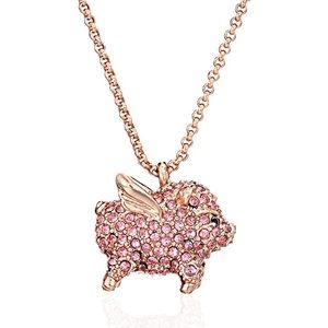 Meet your Posher, Claire